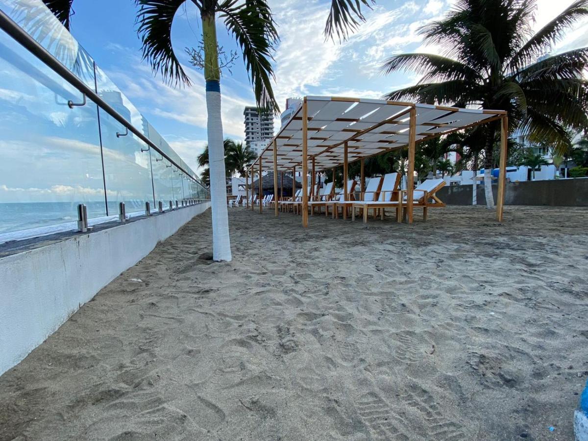 Departamento Frente Al Mar, Fontaine Bleau * Tonsupa